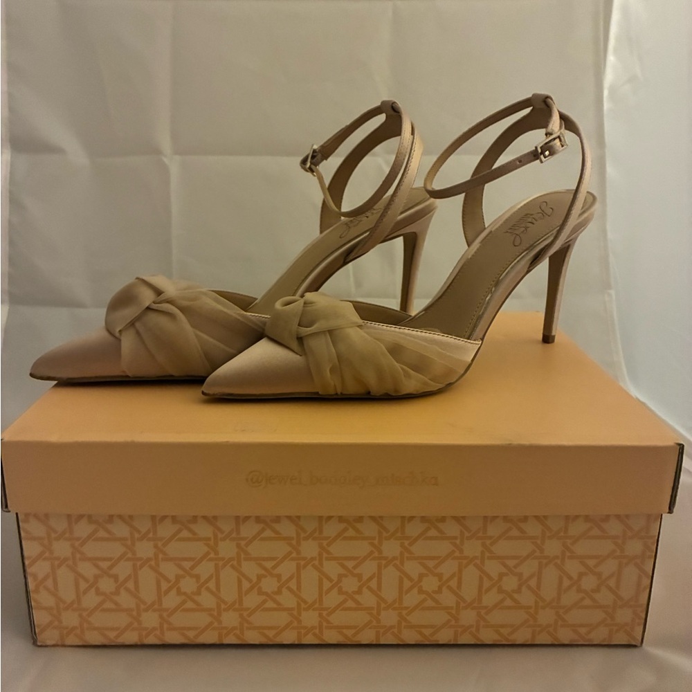 Badgly Mischka Beige Knot Pointed-Toe Ankle-Strap Heels